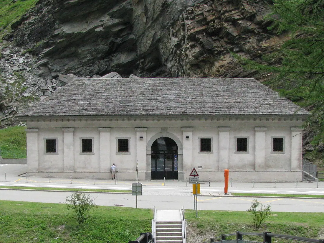 20130818164 Simplon Dorf - Gondo (Schlucht) IMG 5182 (cropped) (cropped)