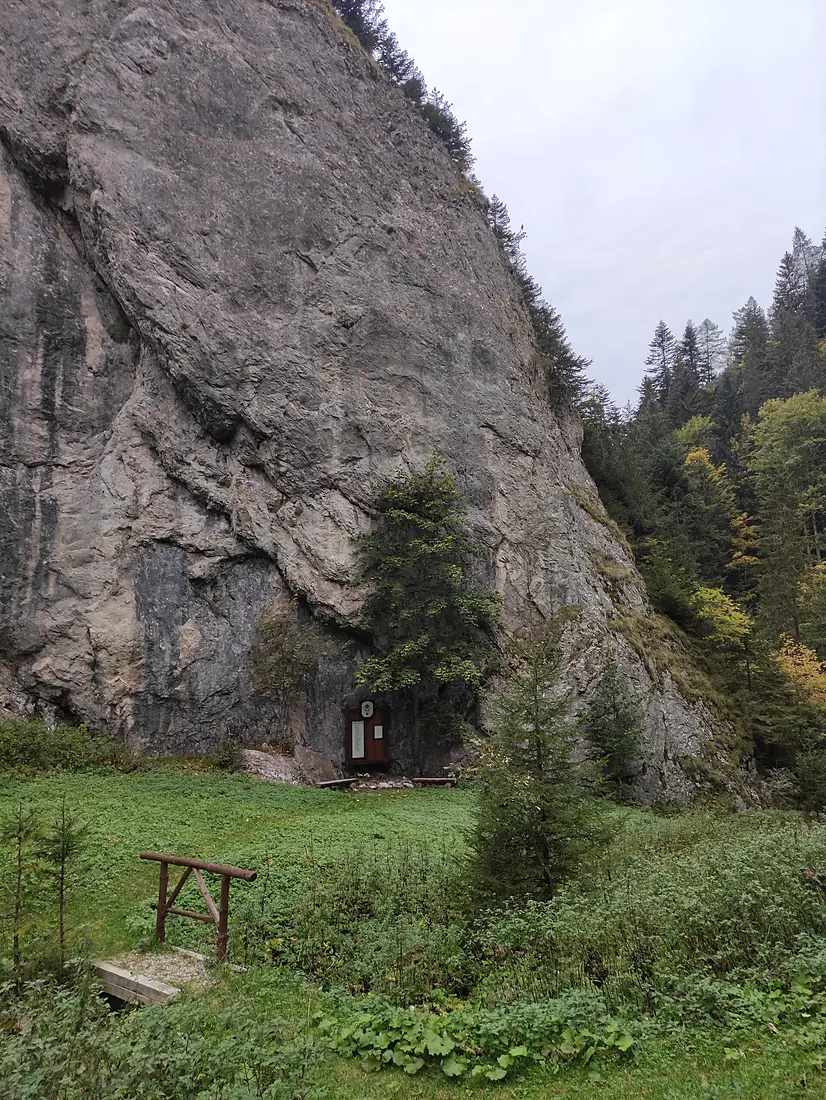 Památník 60. rokov PZ Poľudnica, Iľanovská dolina, Iľanovo 2
