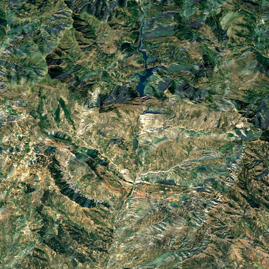 Pas d'Escales seen from above (Sentinel-2)