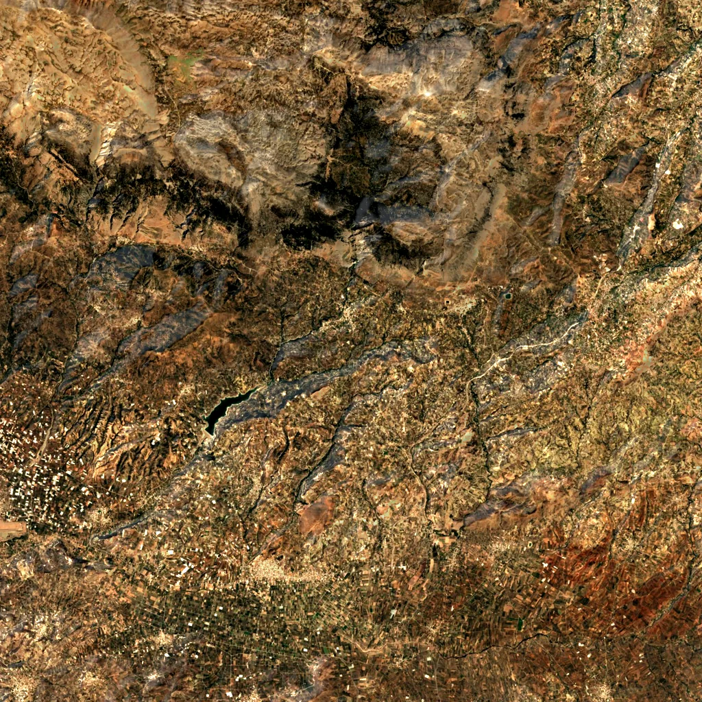 Rouvas Municipal Unit seen from above (Sentinel-2)