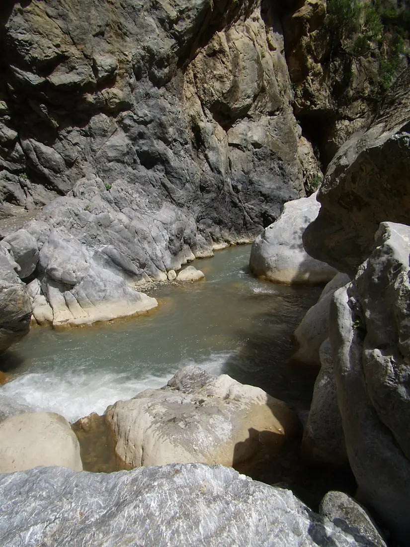 Sarakinas Gorge 1 - panoramio