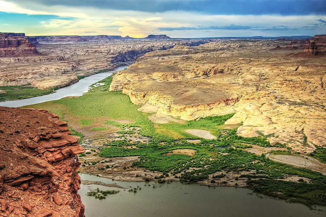 Colorado River (2281643145)